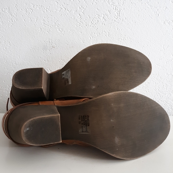 Adorable womens heeled booties, size 11 - Picture 7 of 15